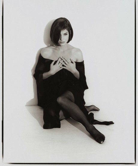 Sabdra Bullock onlyfans pics nude