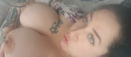 cream my holes onlyfans strip tease
