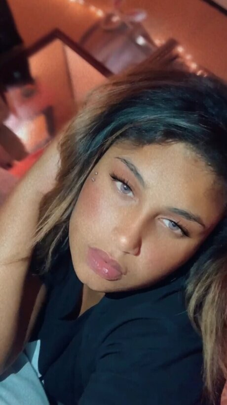 _Elishia LaShea onlyfans content