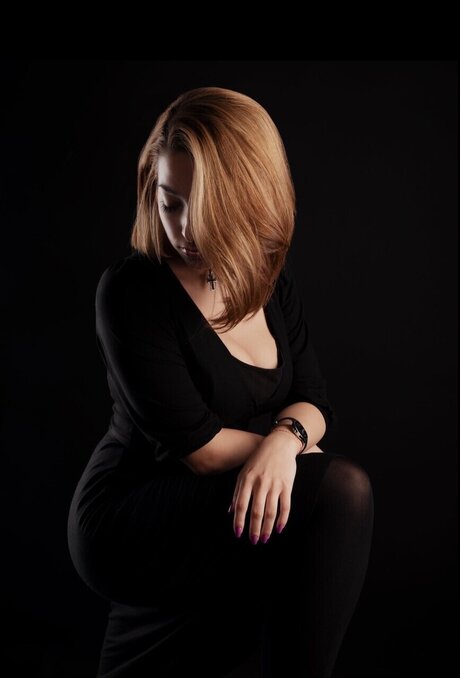 Petite LaLuna only fans pic