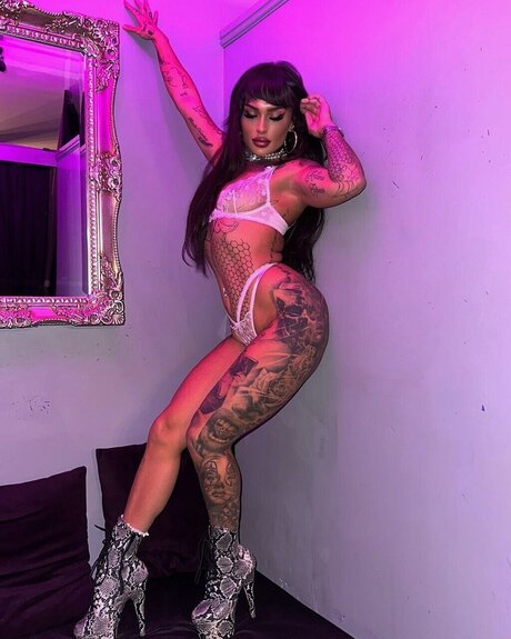 Tattooed barbie girl leaked onlyfans nude