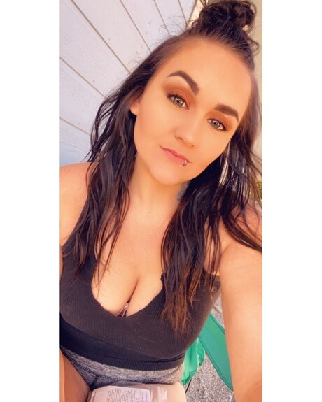 stonie love onlyfans striptease