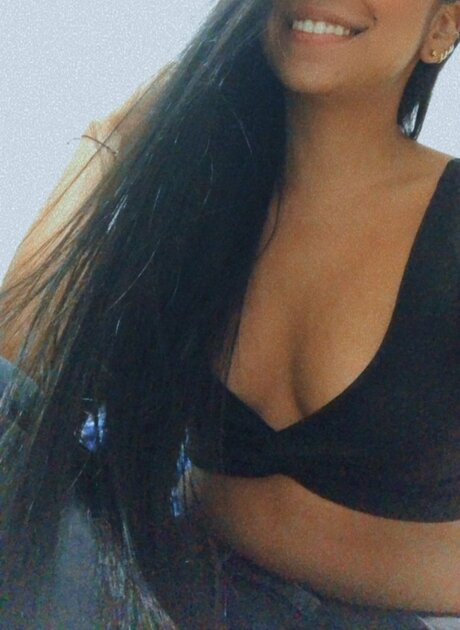 Isabel Cardona onlyfans topless