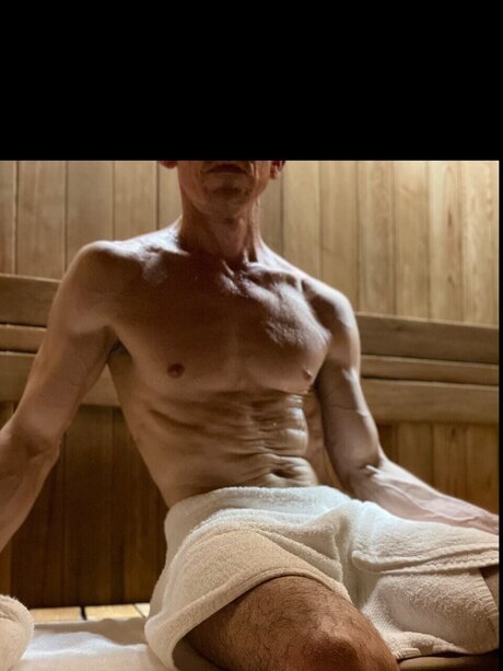 Hung Discreet Club only fans leak nude