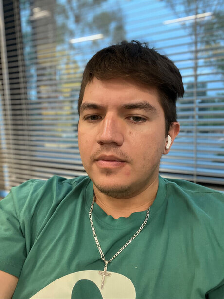 Alex Jr Sereno onlyfans model images