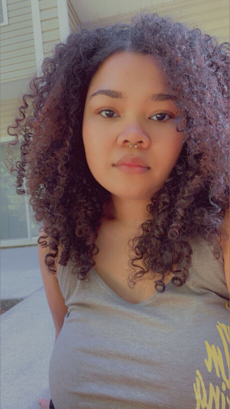 Goddess Fae_ onlyfans striptease