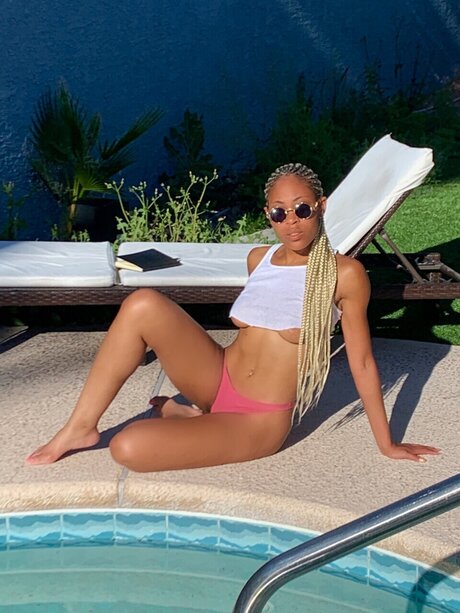 Hustle Honey onlyfans nudes