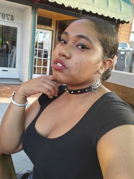 Snookie naked on onlyfans