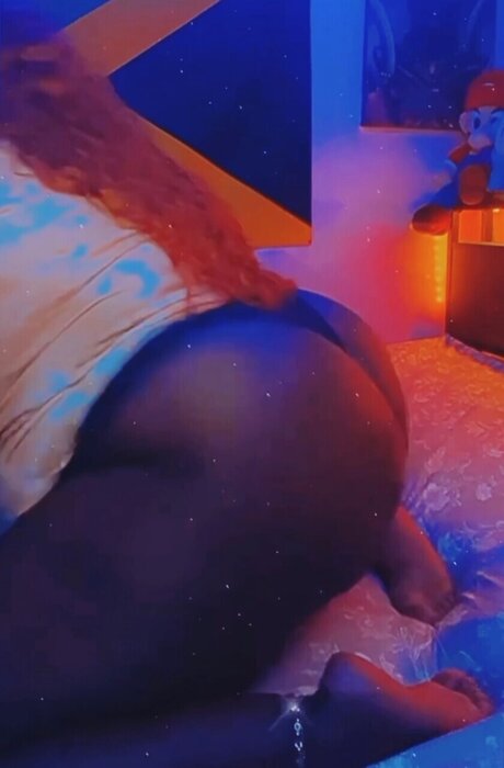 Ganjabae Shay nude porn onlyfans