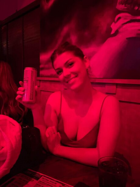 b peck onlyfans model