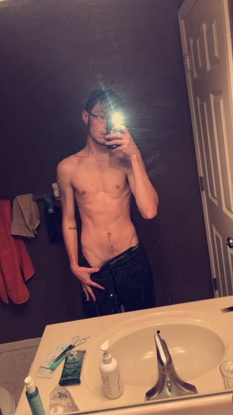 Tyler Fererra onlyfans leaks