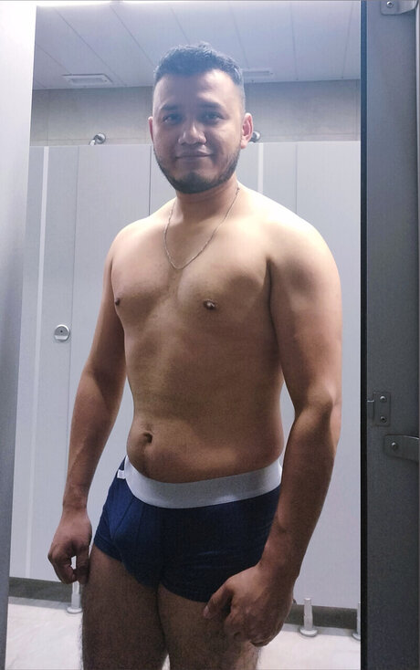 aguilar ale onlyfans pics leaked