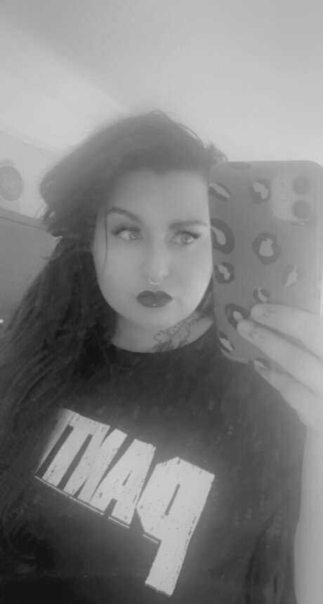 Hellsbells leaked naked onlyfans