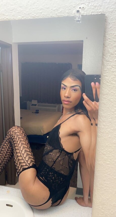 fr3safr3ak onlyfans boobs