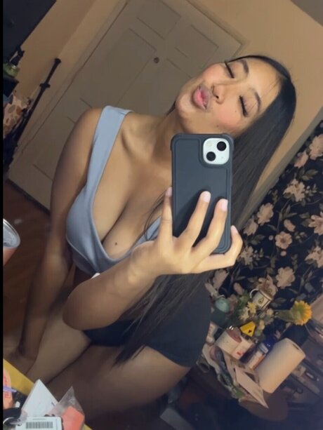 Onlyone onlyfans fotos