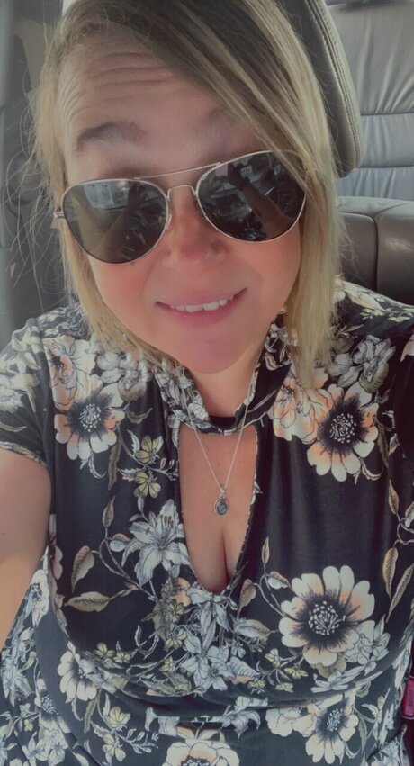 Sarah Garrett onlyfans pics