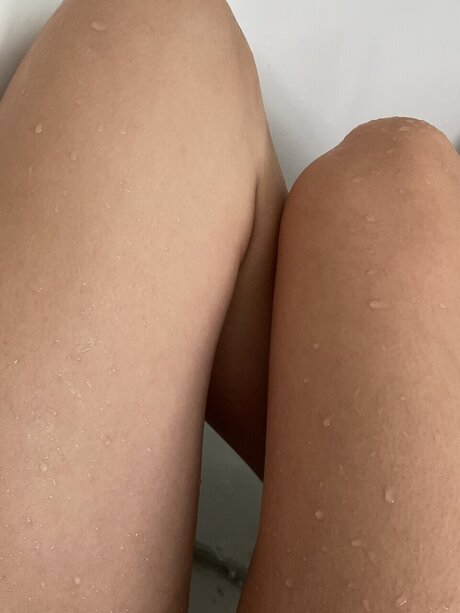 Leslyy onlyfans pics nude