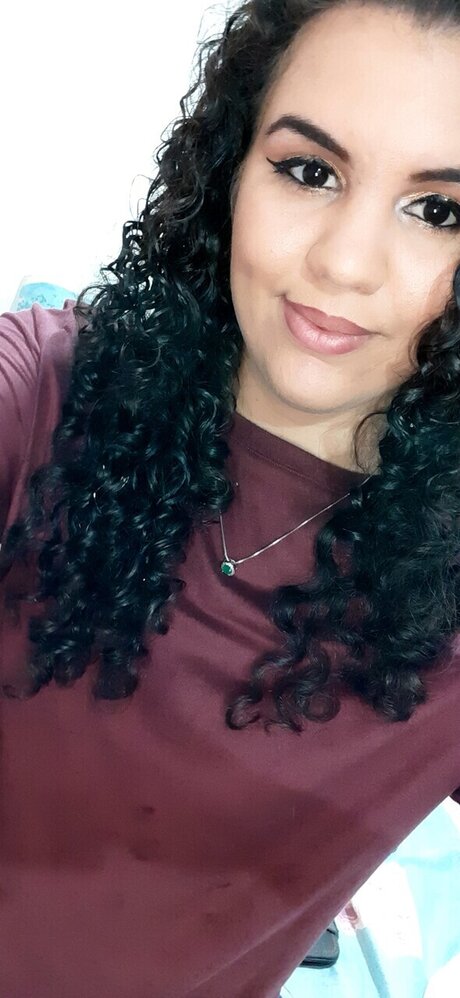 Victoria Souza onlyfans gratis