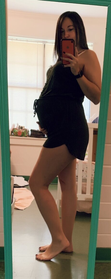 MakMae21 onlyfans pictures