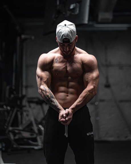 Ryan Mladinich naked onlyfans