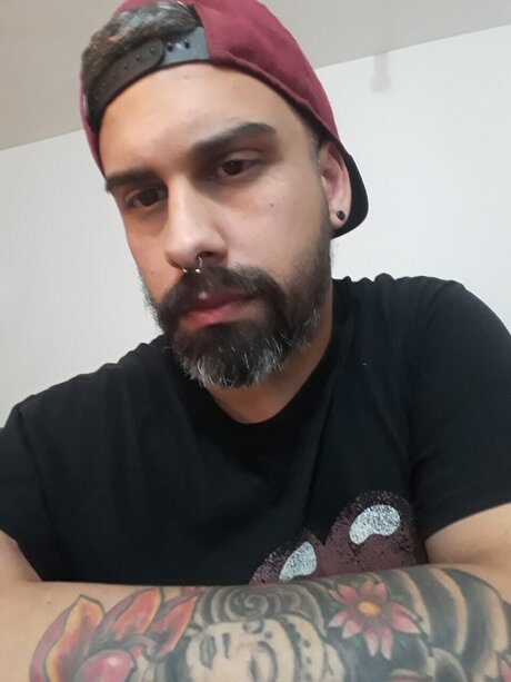 Rodrigo_ is on onlyfans