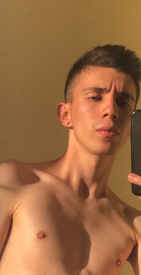 Aleksander Russ nudes onlyfans leaks