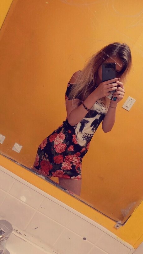 Daisy Sunshine onlyfans content leaked