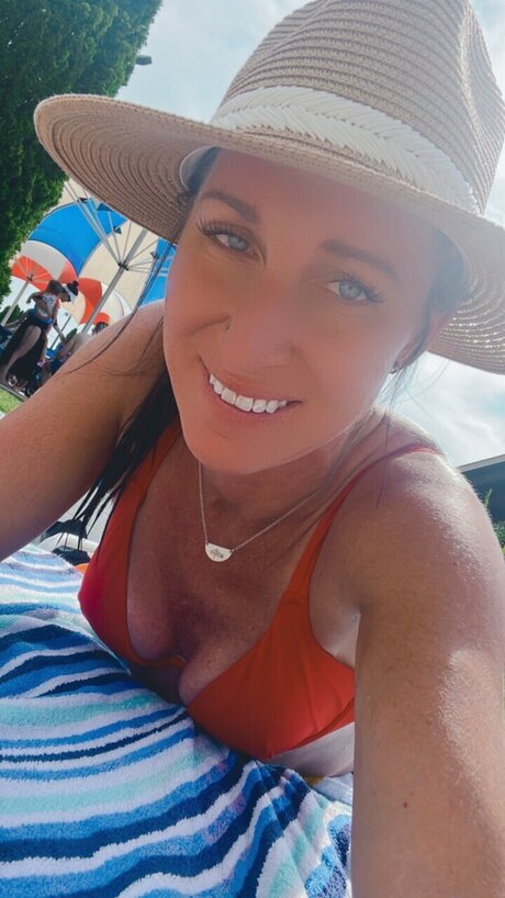 Izzibella onlyfans sexy