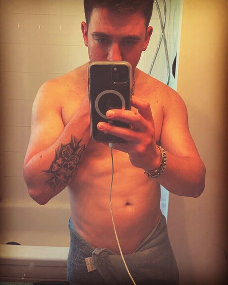 Zaddy202169 onlyfans fotos