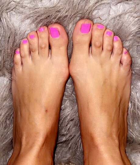 DojaRose onlyfans creator