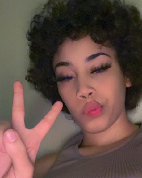 artsy naxx onlyfans photo