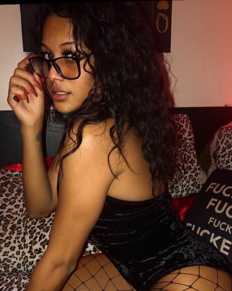 Big Booty Rena_ onlyfans