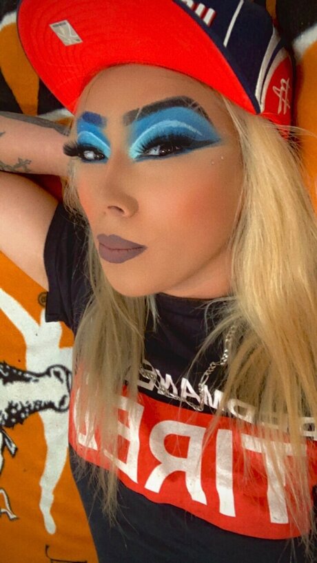 Dezy Cardenas onlyfans leaks