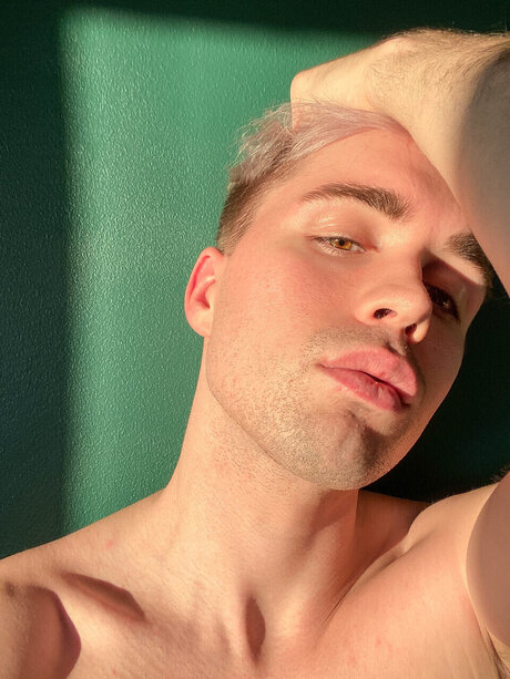 Alessi Leon onlyfans leaked