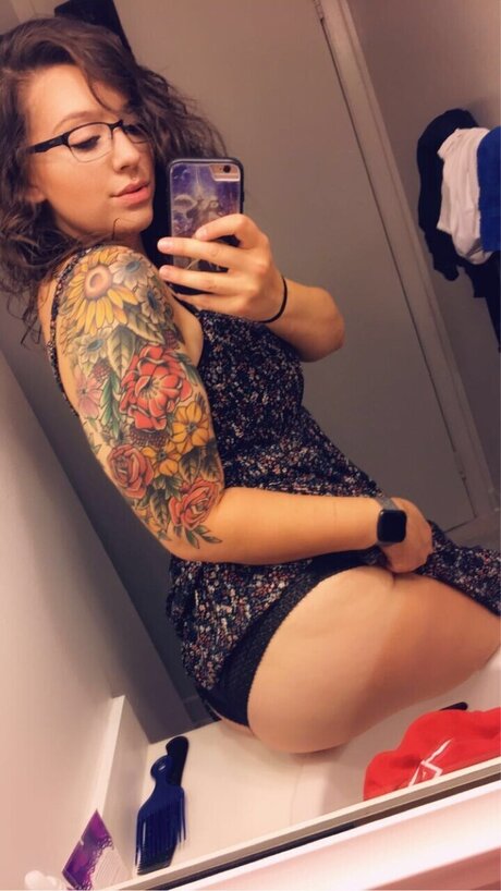 Blazy Susan feet onlyfans