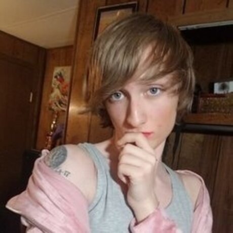 Lily Vervain onlyfans content type