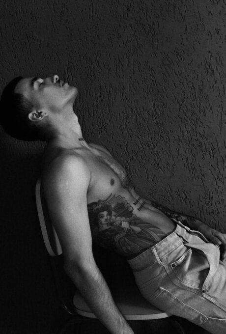 Italo Leon leaked onlyfans photos