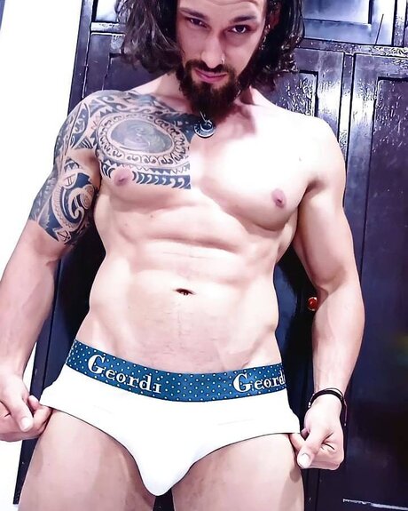 KeyGuevara leaked only fans nudes