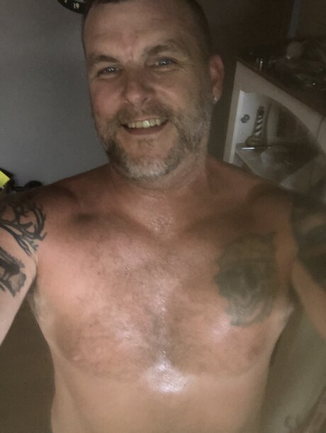 BAbowhunter onlyfans topless