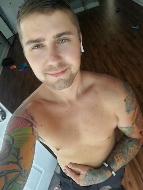 Cole Greggs onlyfans leak fuck