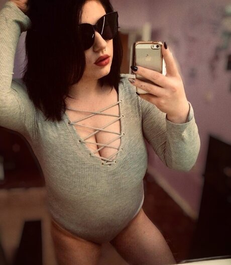 elis dang onlyfans strip tease