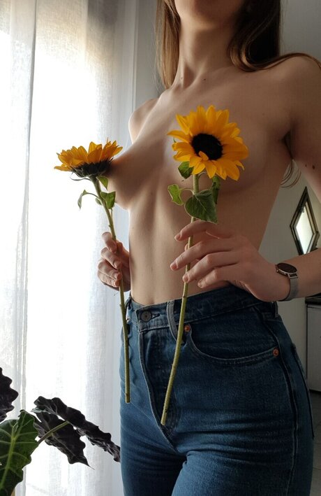 AsYourFrenchGirls onlyfans full