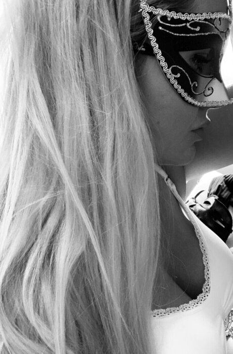 Mizzyy nude onlyfans porn