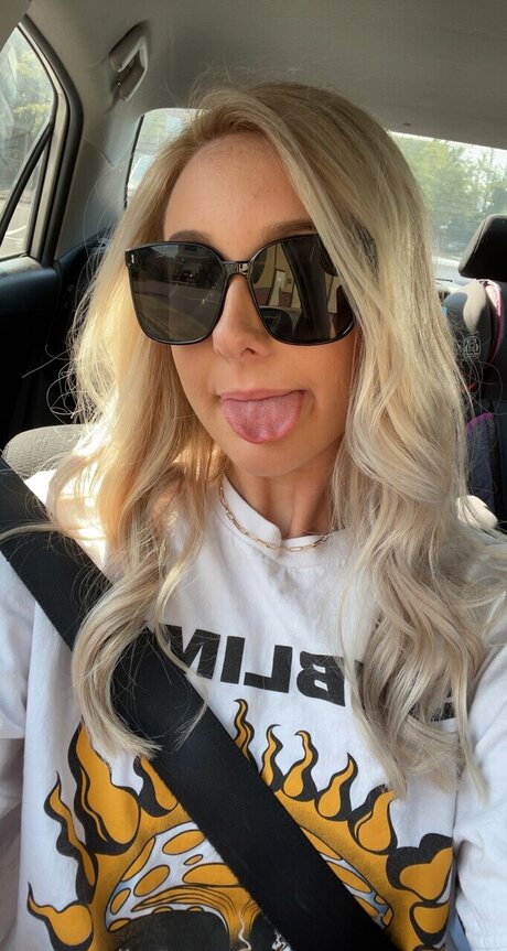 Alyssa Kelly naked only fans