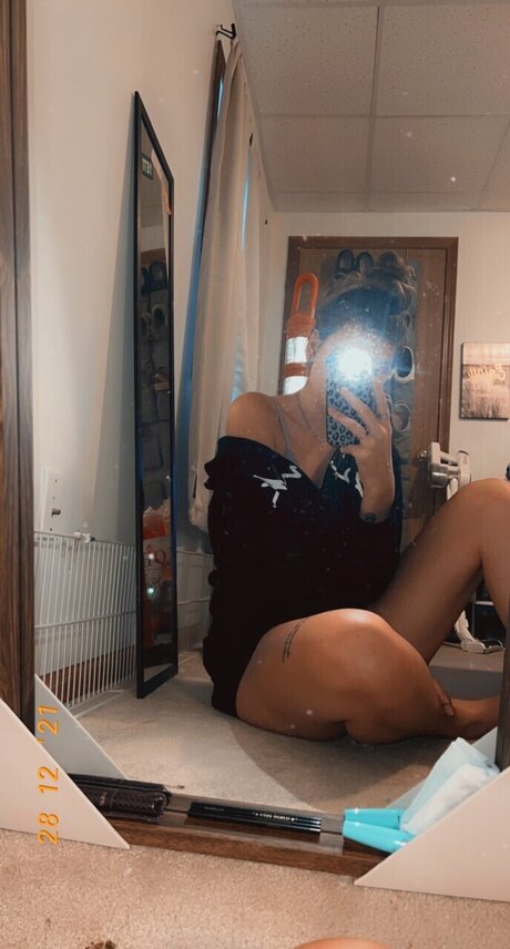 Anna Finzel naked only fans