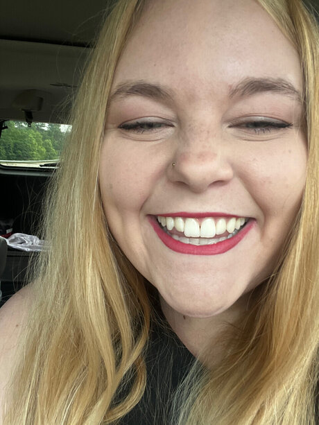 FeetandFoodGirlie onlyfans leaks xxx