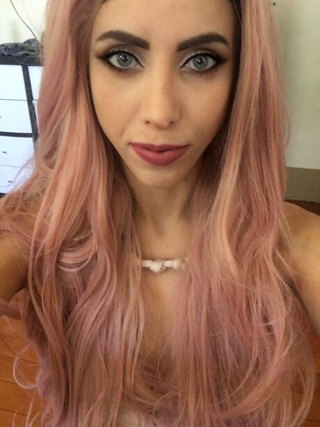 Dennisse Lynne onlyfans naked porn