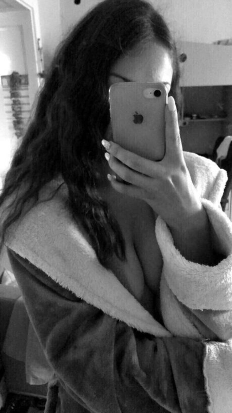 Luna Olivia onlyfans leakd