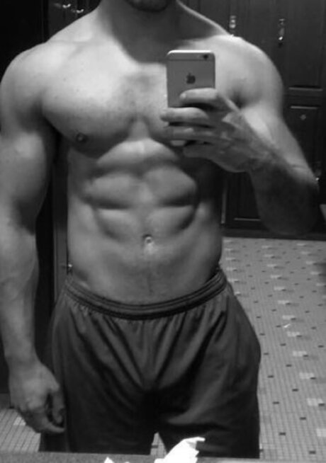Lazylifter nudes onlyfans leaks
