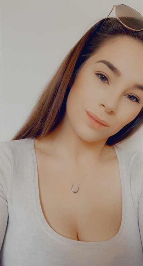 Demelza Taylor ass onlyfans